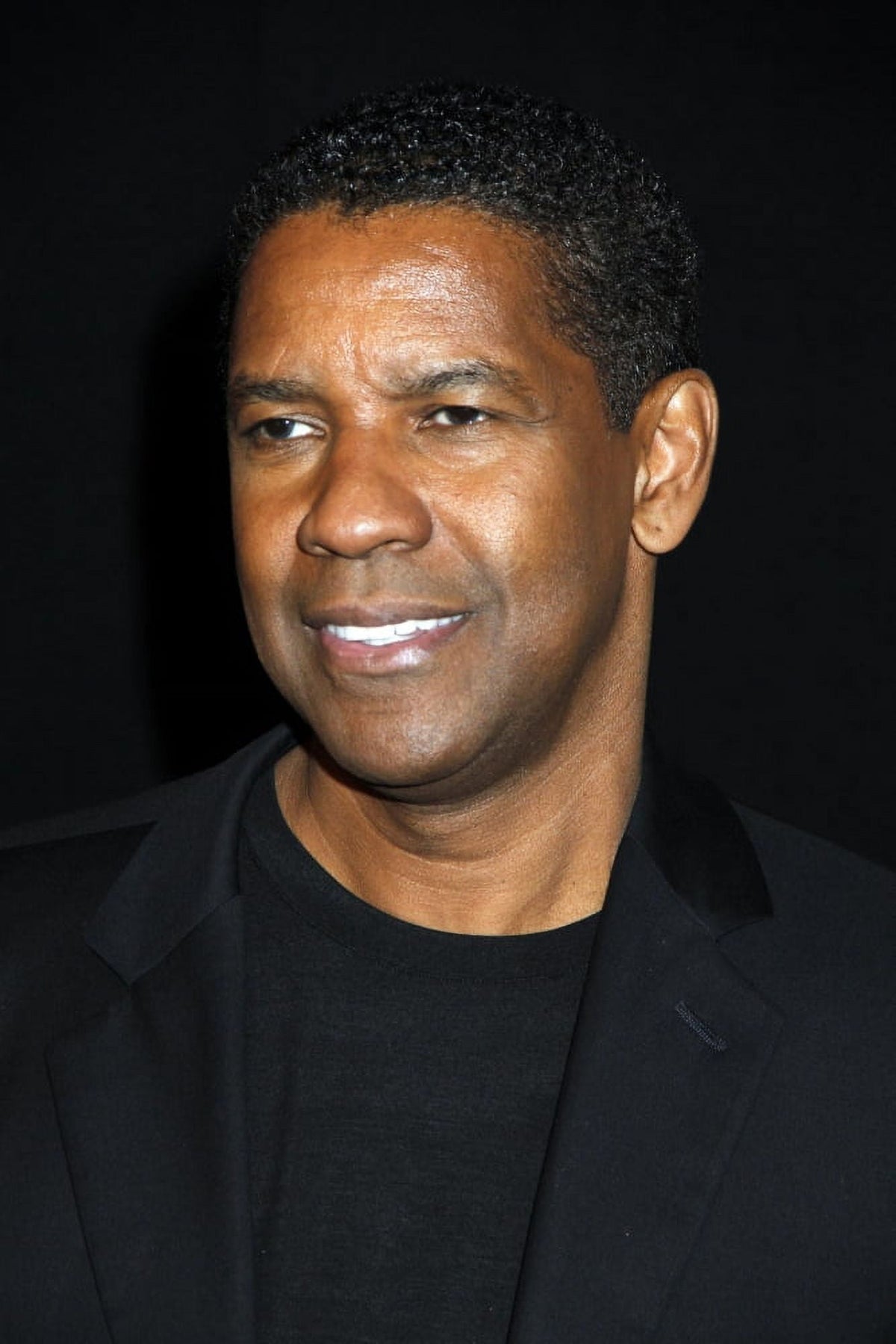 Denzel Washington at Safe House Premiere Photo Print