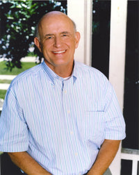 Peter Boyle posed in printed polo photo print.
