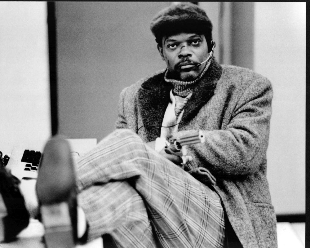 Black and white photo print of Samuel L. Jackson holding a gun in The Long Kiss Goodnight