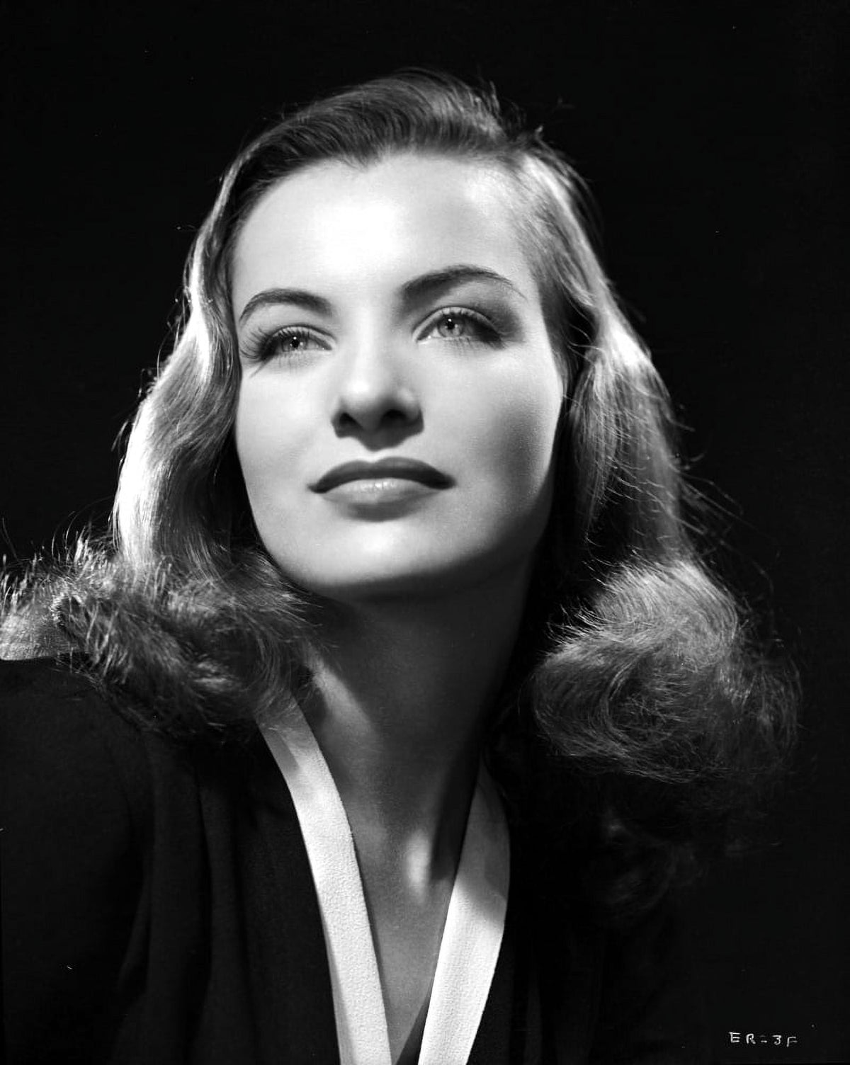 Ella Raines Looking Up Portrait Photo Print - Classic Hollywood Art