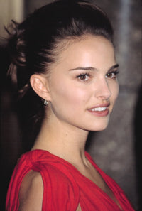 Natalie Portman at VH1 Vogue Fashion Awards Photo Print
