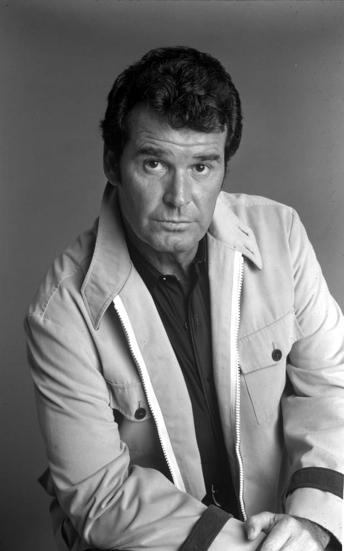 James Garner iconic photo print - classic Hollywood memorabilia.