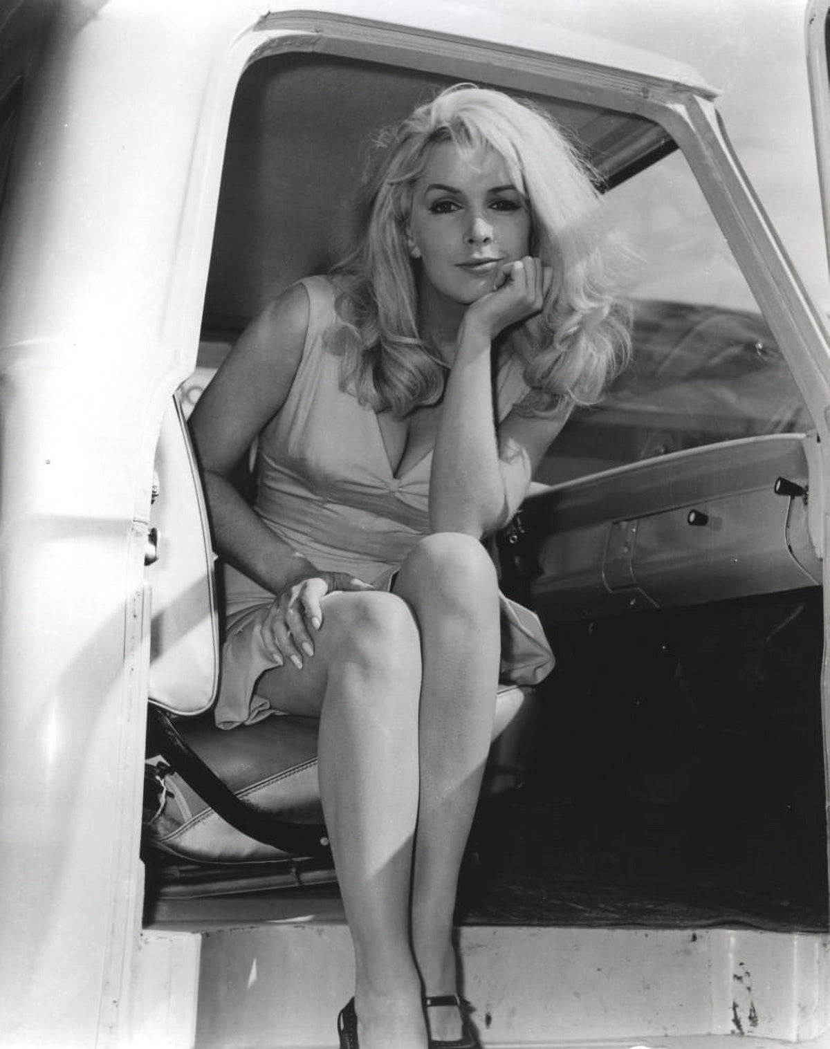 Stella Stevens posed in classic car portrait photo print