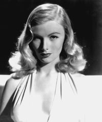 Veronica Lake portrait photo print from This Gun For Hire (1942).