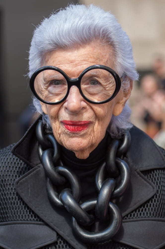 Iris Apfel candid photo from New York Fashion Week, September 14, 2016 by Al Pastor.
