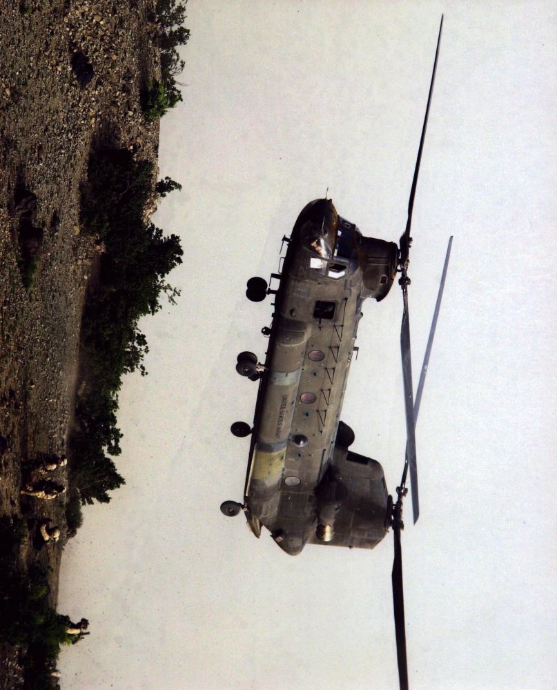 Boeing CH-47 Chinook Helicopter Photo Print