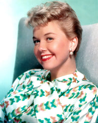 Doris Day 1950s photo print showcasing classic Hollywood charm.