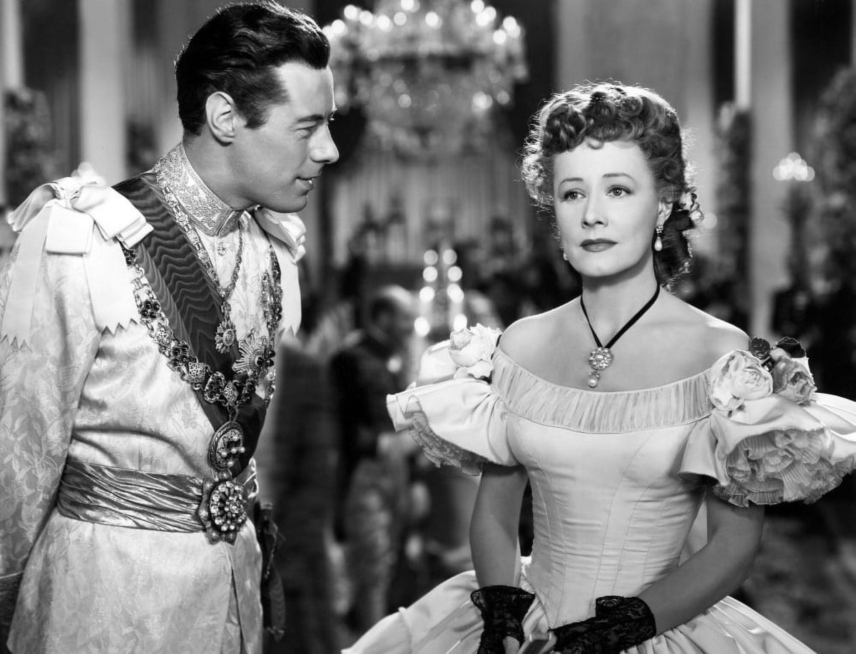 Anna and the King of Siam 1946 film photo print featuring Rex Harrison and Irene Dunne.