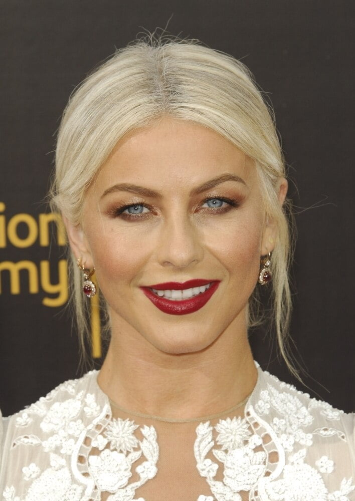 Julianne Hough arriving at the Creative Arts Emmy Awards photo print