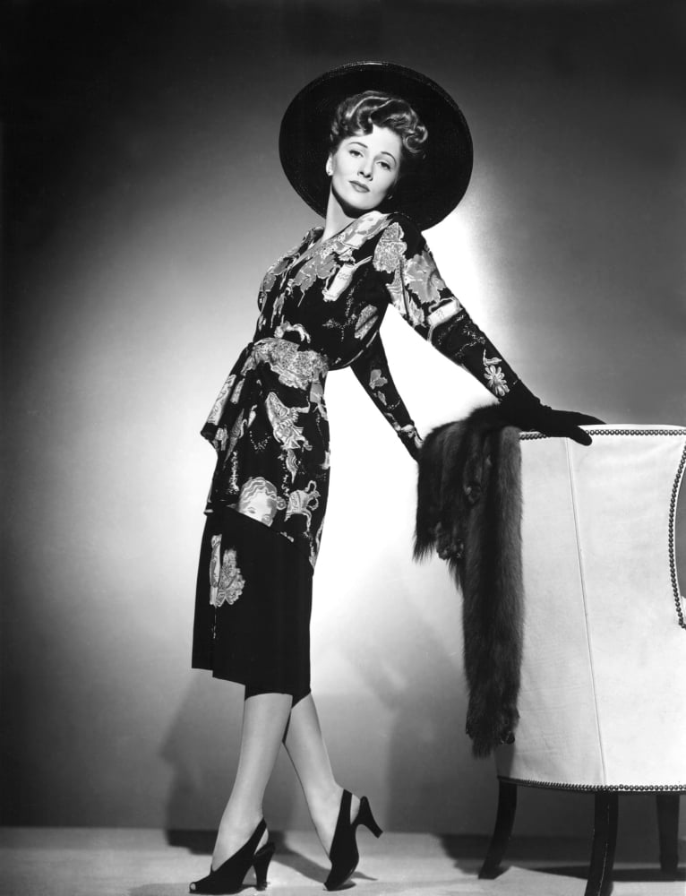 Joan Fontaine 1940s Photo Print showcasing classic Hollywood elegance.