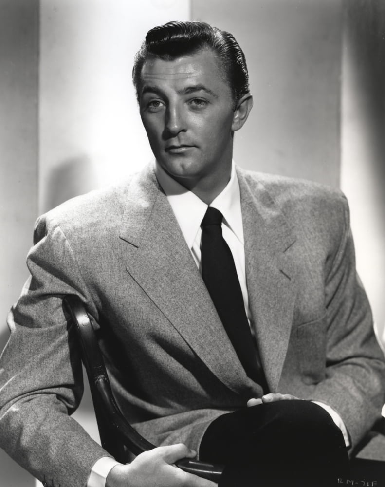 Robert Mitchum wearing a classic suit photo print