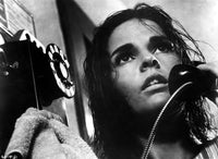 Ali MacGraw classic photo print showcasing elegance and Hollywood charm.