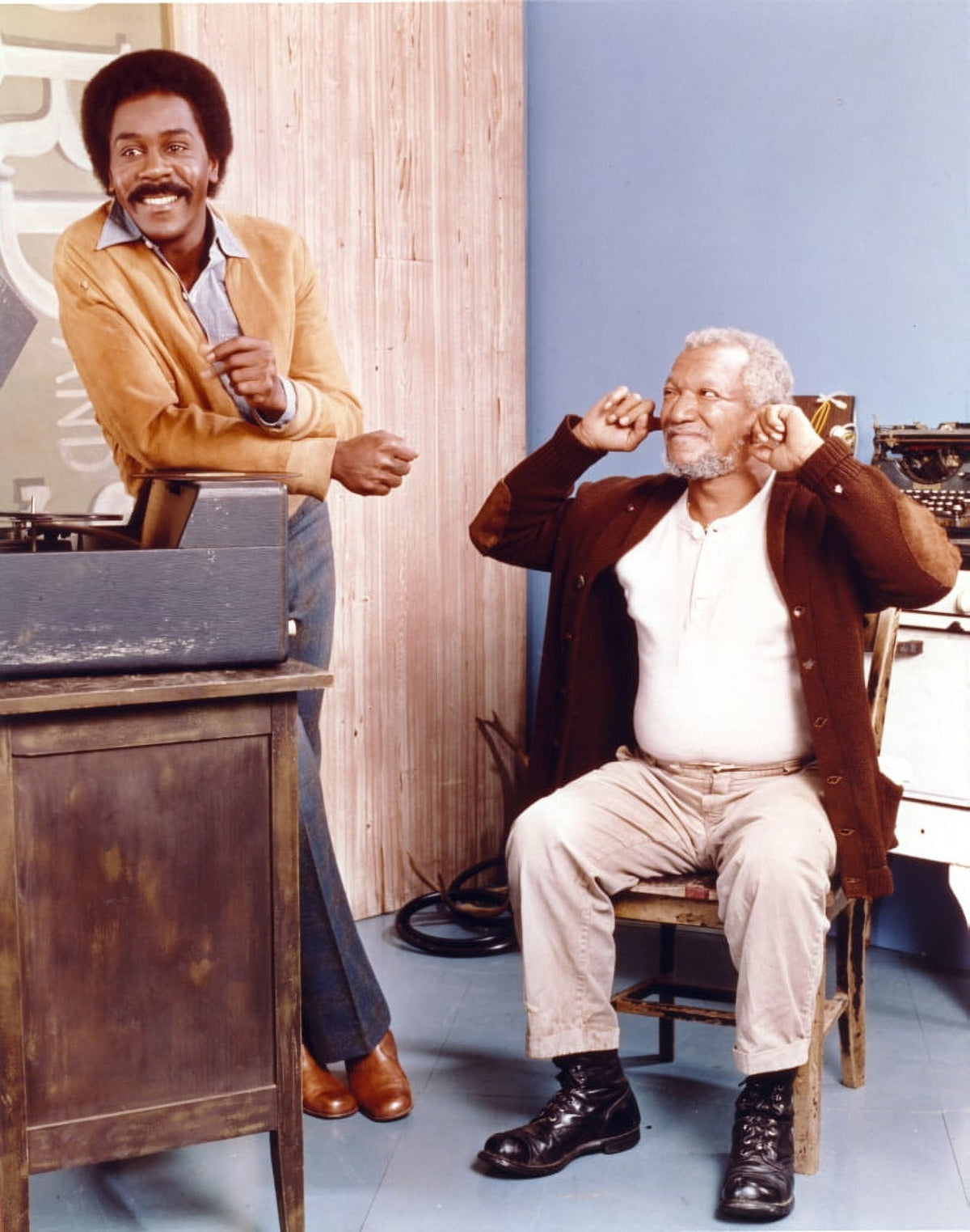 Sanford & Son Covering Ear Scene Photo Print 8x10