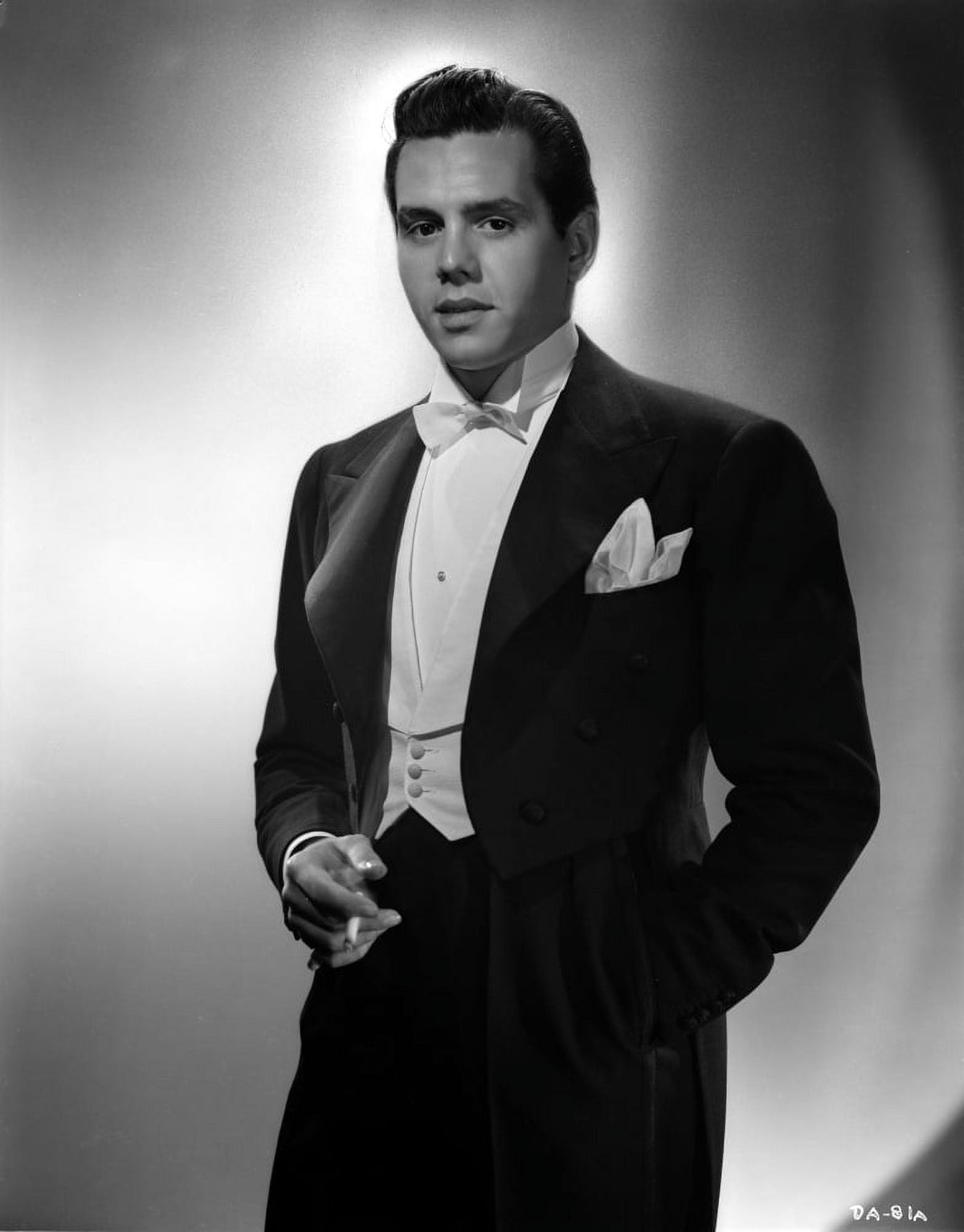 Desi Arnaz iconic vintage photo print 8x10