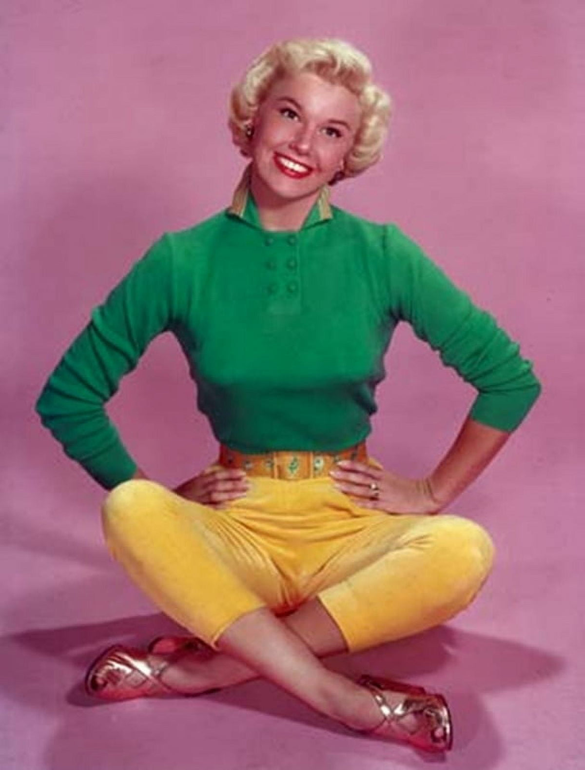 Doris Day photo print in green and yellow outfit, perfect for classic film fans.