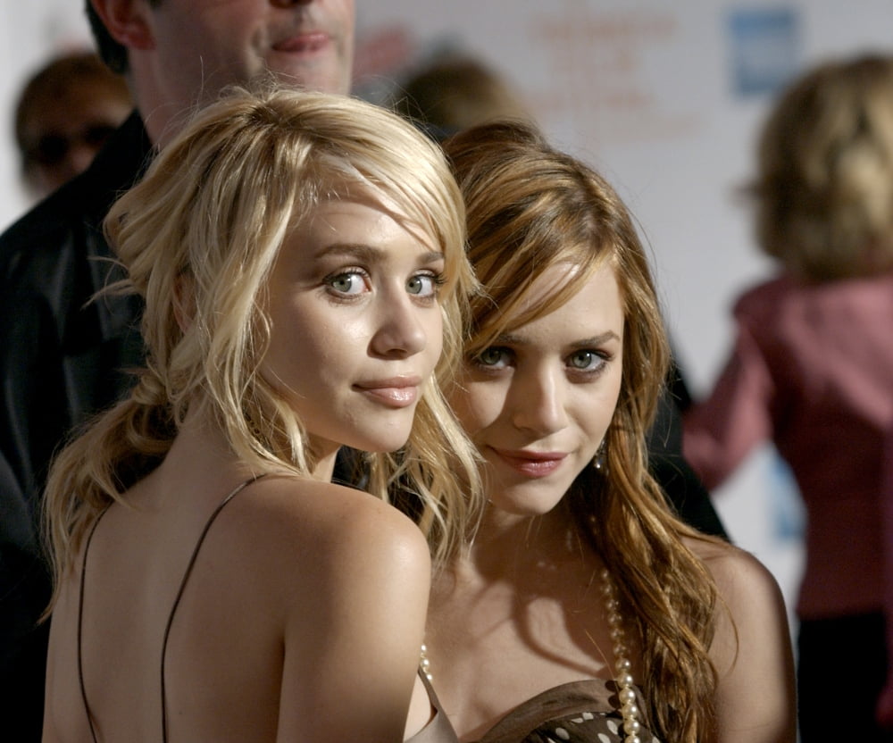 Mary Kate and Ashley Olsen at New York Minute premiere poster print