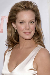 Elizabeth Perkins at Weeds Season Two Premiere poster print