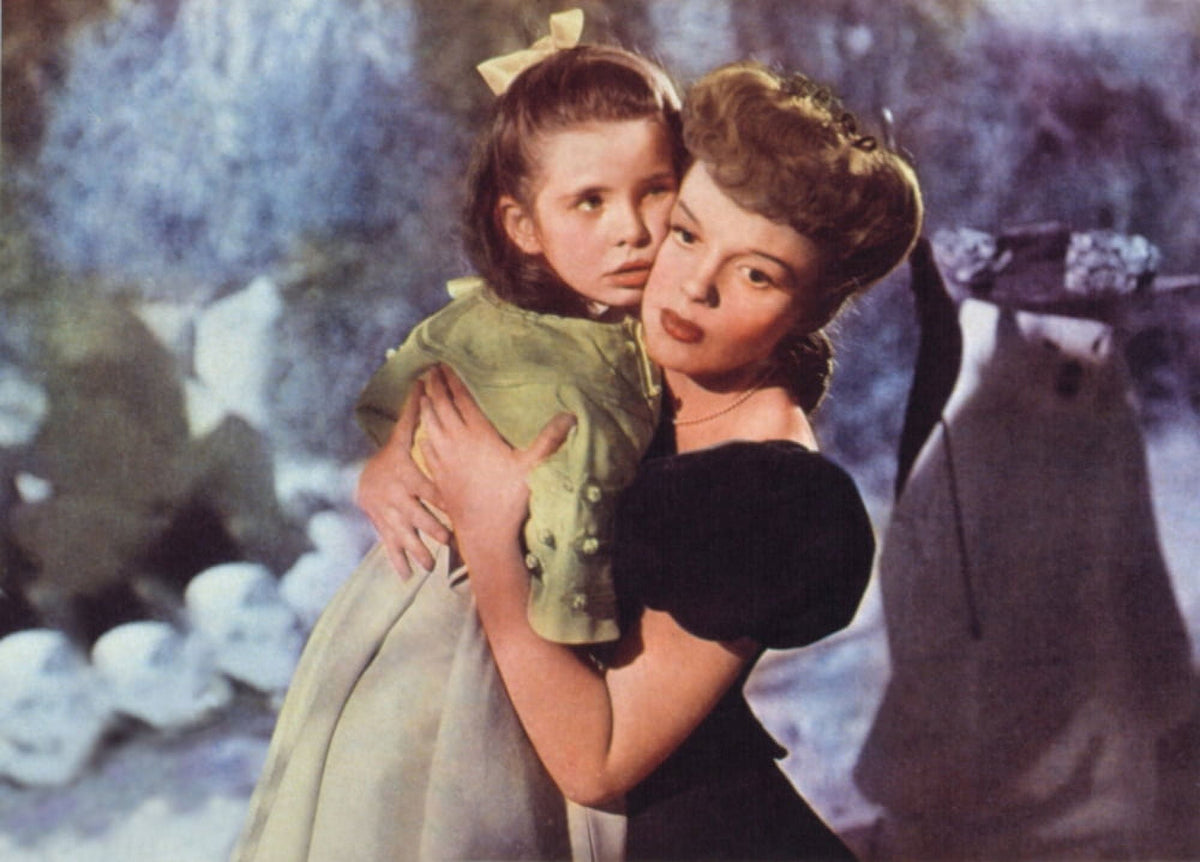 Margaret O'Brien and Judy Garland in Meet Me In St. Louis photo print