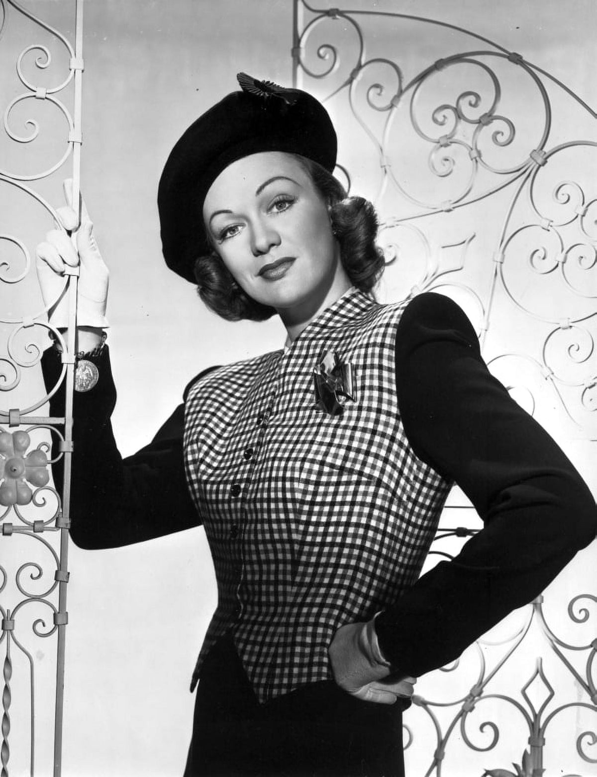 Eve Arden Long Sleeve Top Portrait Photo Print 8x10