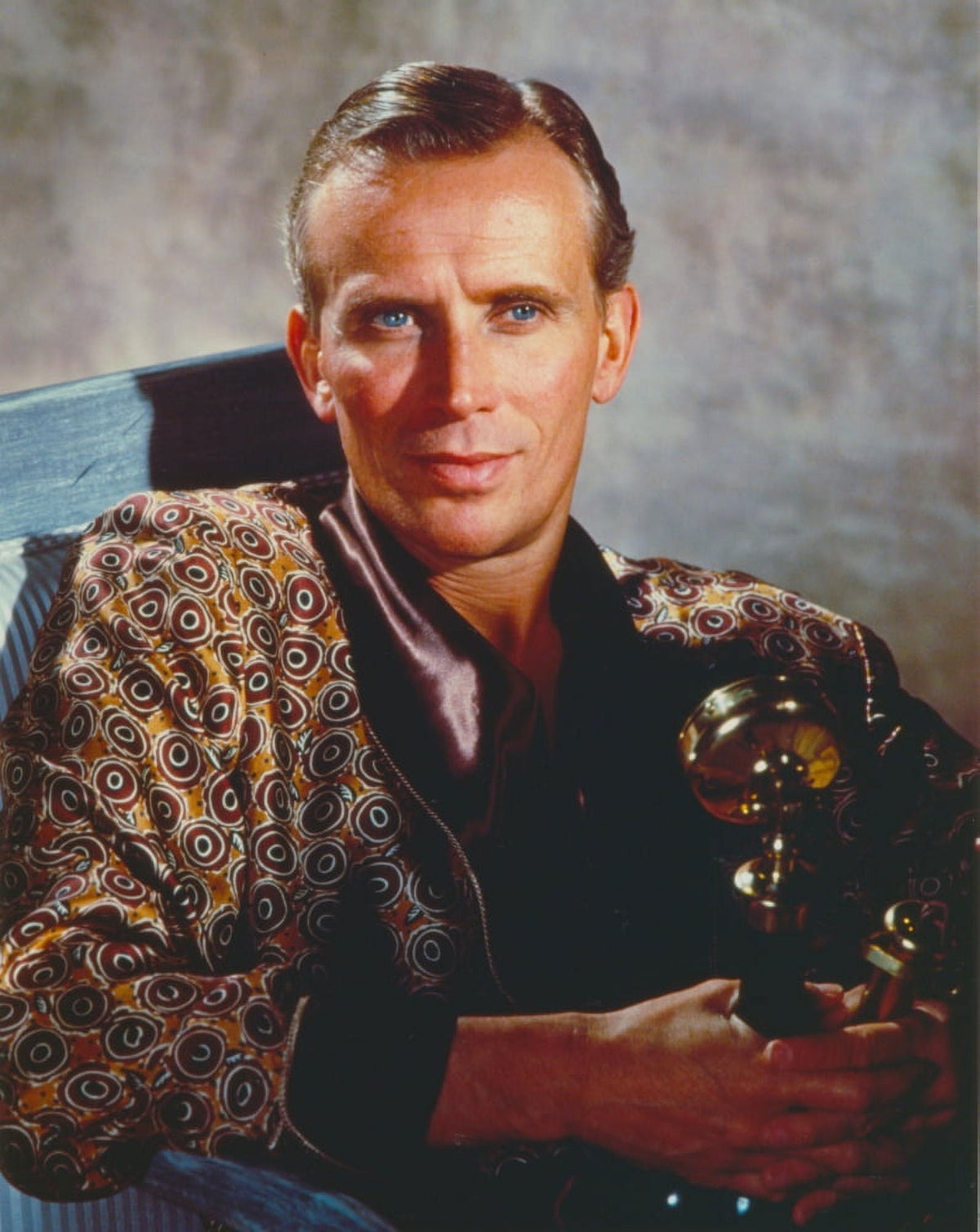 Peter Weller in brown robe photo print, classic cinema artwork.