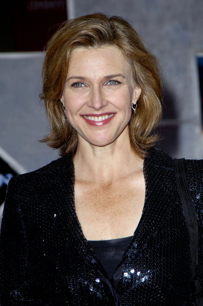 Brenda Strong at Flightplan Premiere Photo Print 8x10