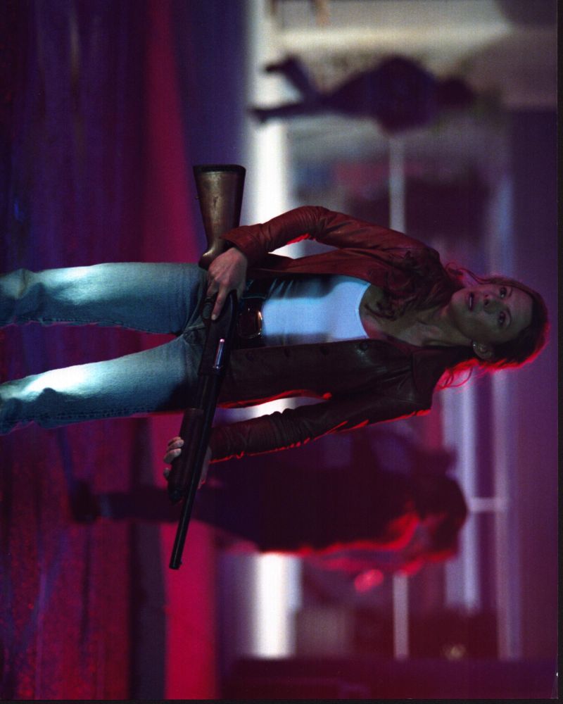 Kari Wuhrer photo print from Eight Legged Freaks in high quality.