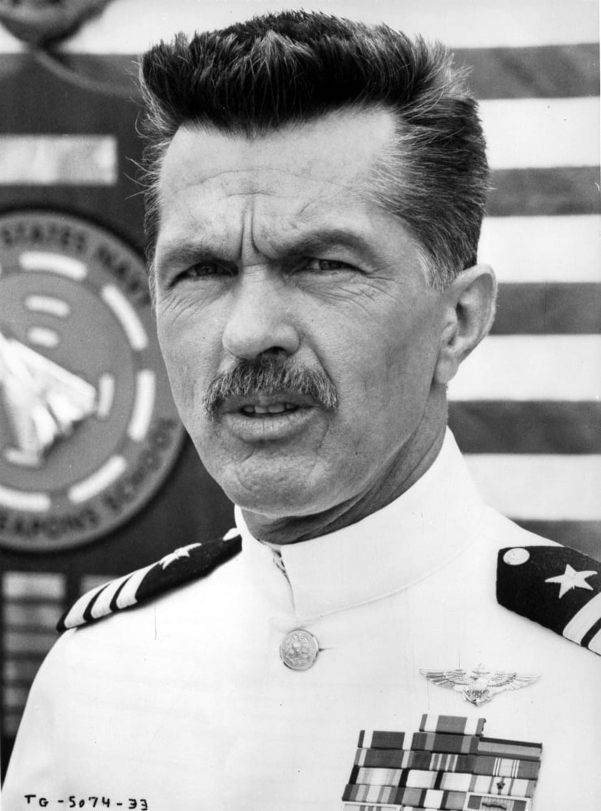 Tom Skerritt in military uniform photo print