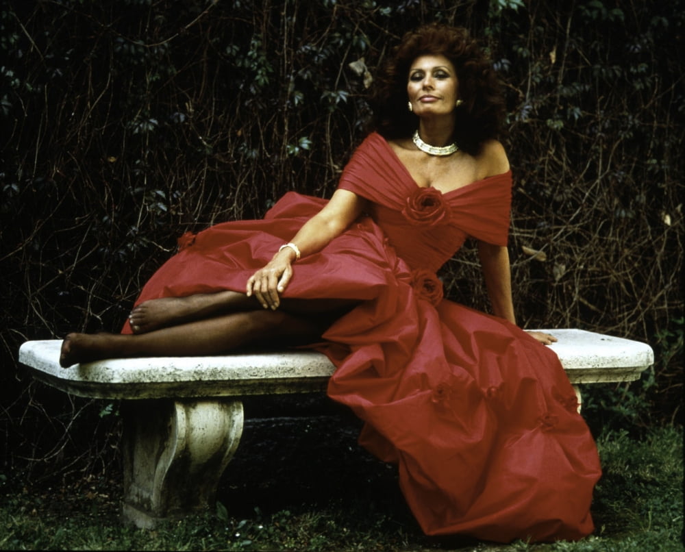 Classic photo print of Sophia Loren, capturing her timeless elegance.