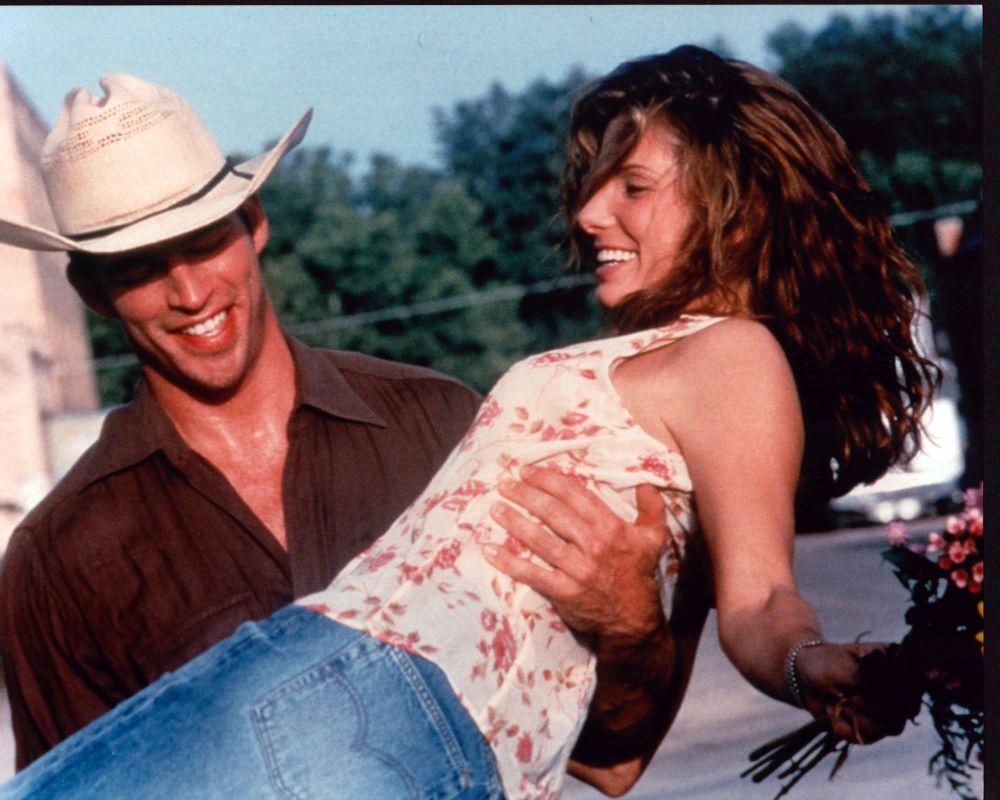 Harry Connick Jr. carrying Sandra Bullock in Hope Floats photo print
