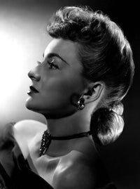 Olivia De Havilland 1942 photo print showcasing pompadour hairstyle