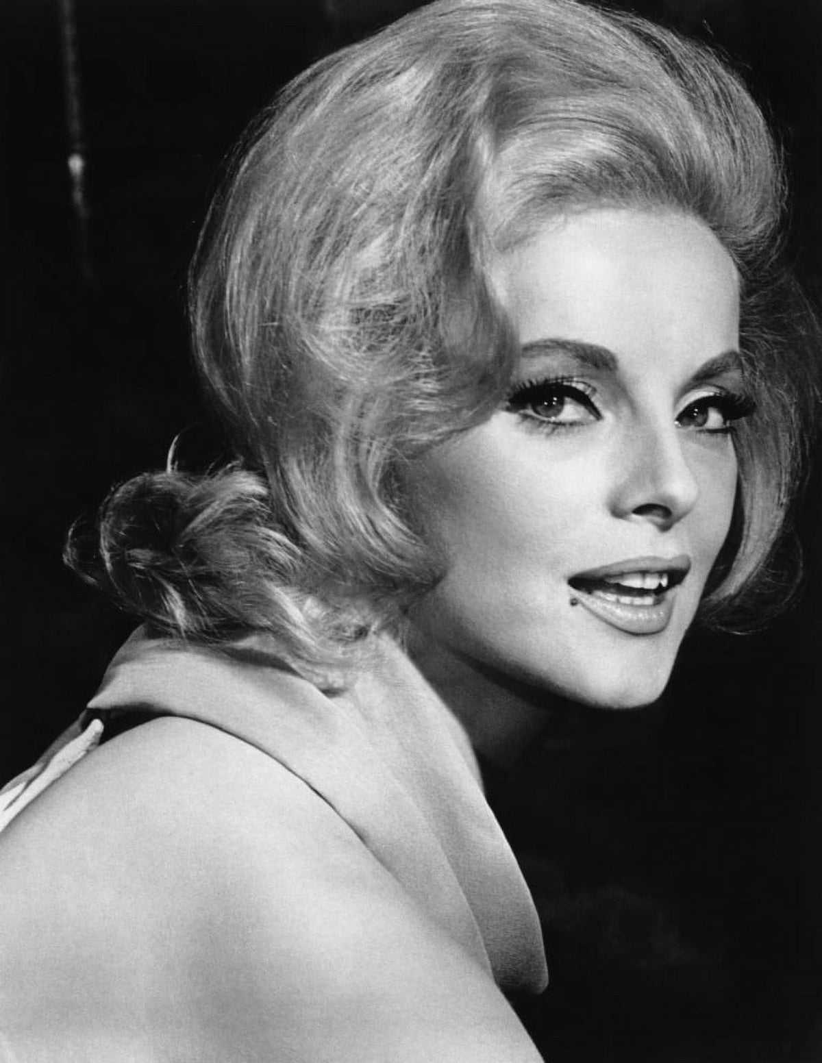 1965 photo print of Virna Lisi from How To Murder Your Wife