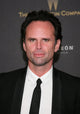 Celebrity photo print by James Atoa from the Everett Collection.