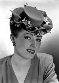 Eleanor Parker 1944 photo print wearing a flat-crowned double-brimmed hat with violets