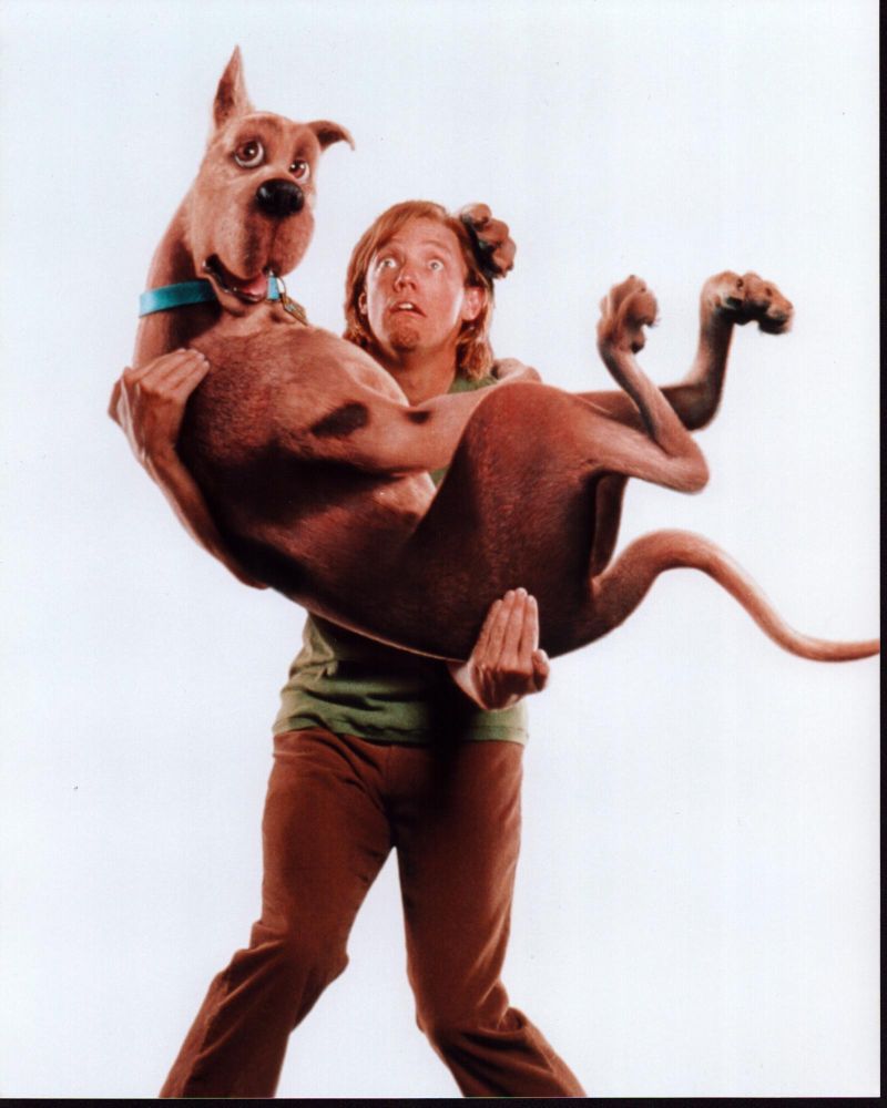 Matthew Lillard holding Scooby-Doo movie photo print