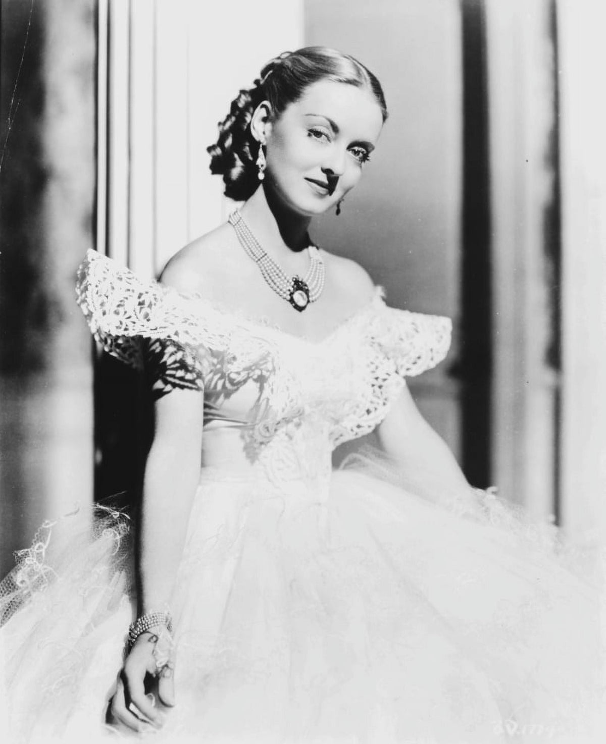 Bette Davis elegant portrait in white lace gown with pearl earrings photo print