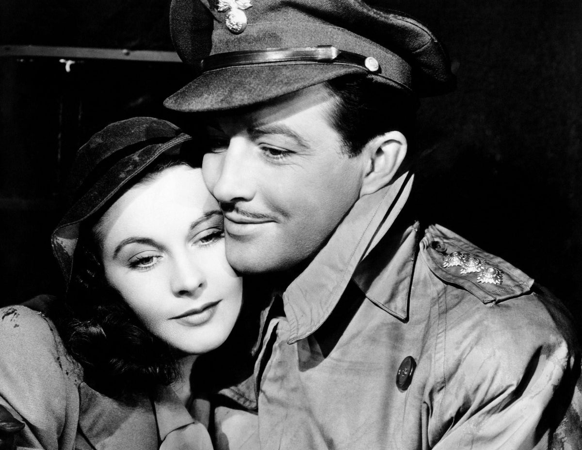Waterloo Bridge photo print featuring Vivien Leigh and Robert Taylor (14x11)
