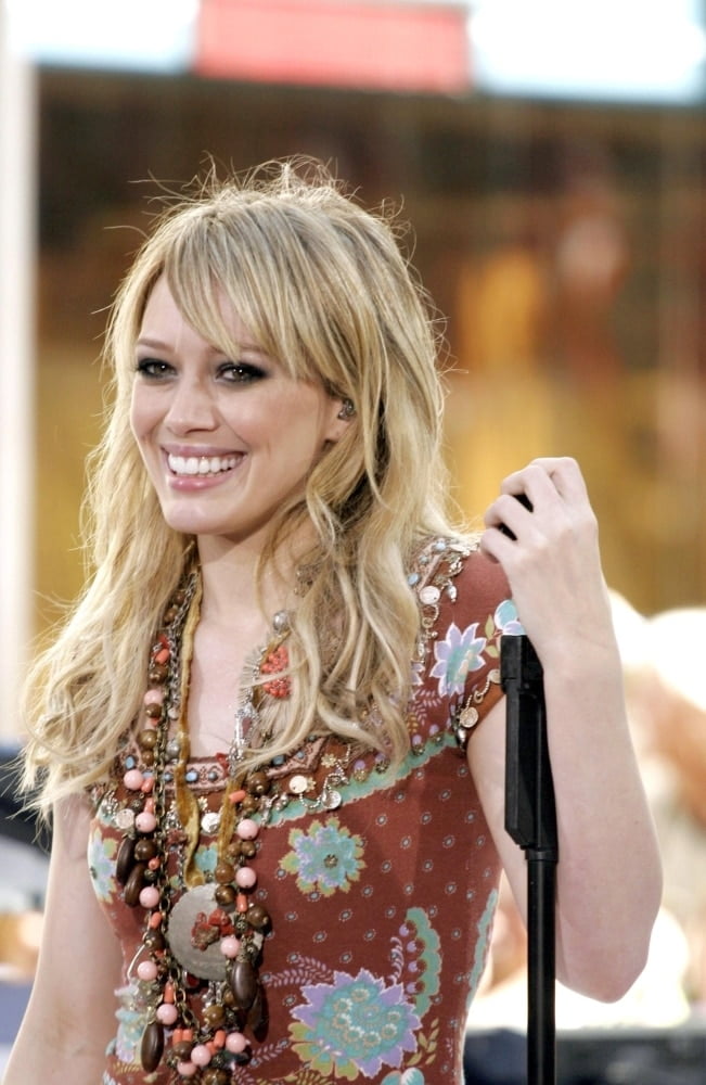 Hilary Duff NBC Today Show concert poster print at Rockefeller Center