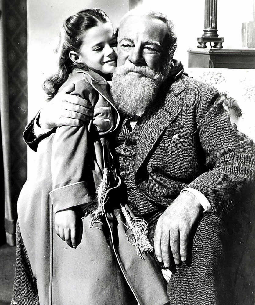 Film still from A Miracle on 34th Street featuring Natalie Wood and Edmund Gwenn