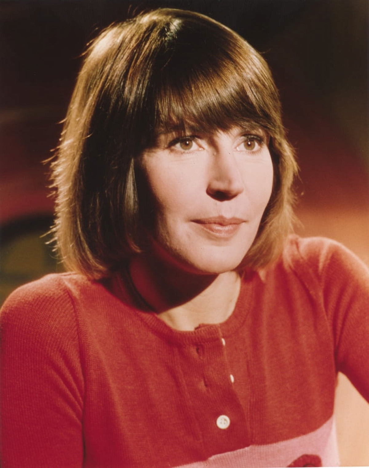 Helen Reddy photo print wearing a red knitted blouse, perfect for music lovers and home decor.