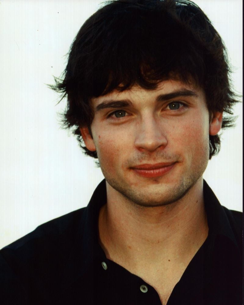 Tom Welling headshot photo print in black shirt