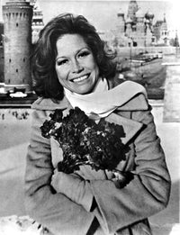 Portrait photo print of Mary Tyler Moore, iconic television star.