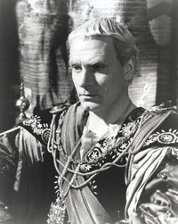 Laurence Olivier in Hamlet Photo Print 8x10