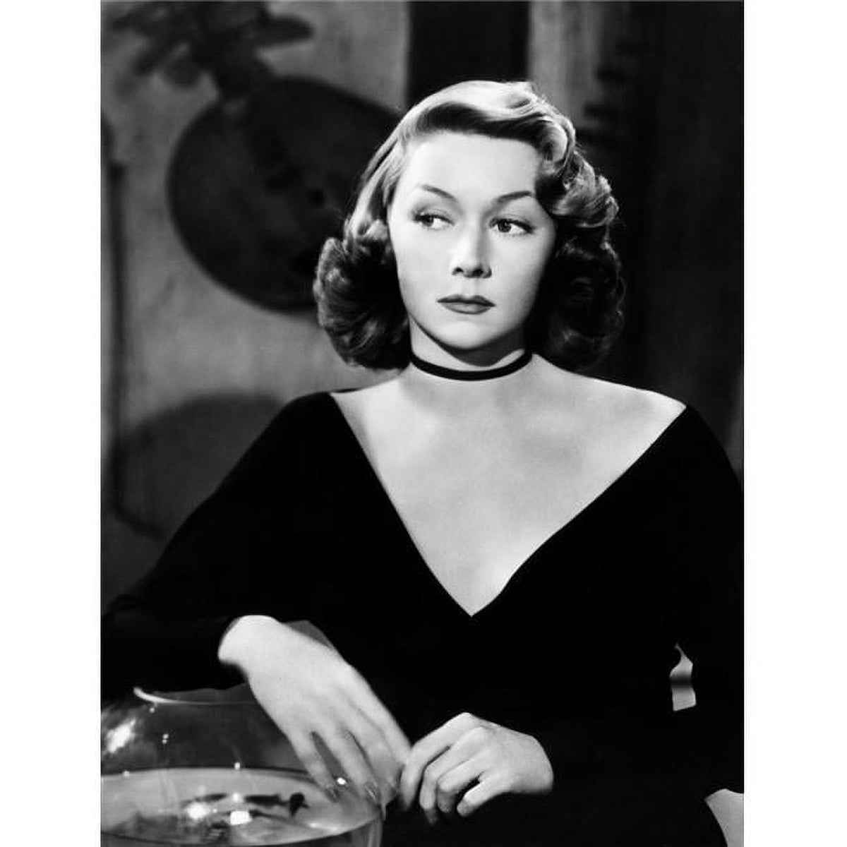 Macao photo poster print featuring Gloria Grahame from 1952, showcasing vintage cinematic charm.
