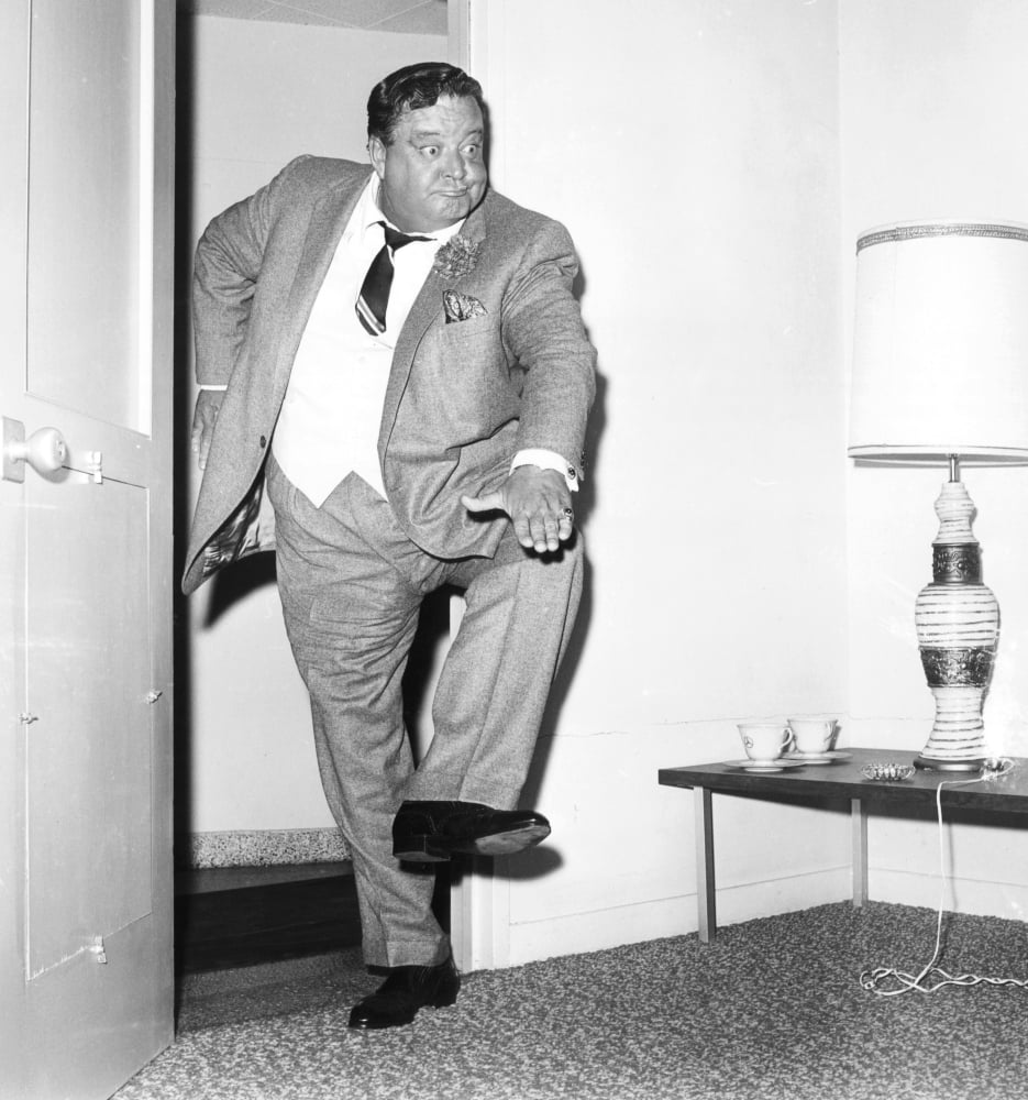 Jackie Gleason 'And Away We Go' exit pose portrait print.