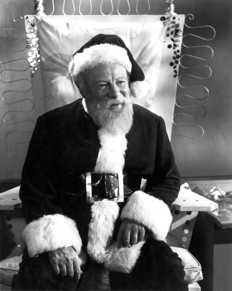 Miracle On 34th Street Photo Poster Print showcasing vintage holiday charm