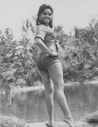 Dawn Wells photo print standing and looking over shoulder