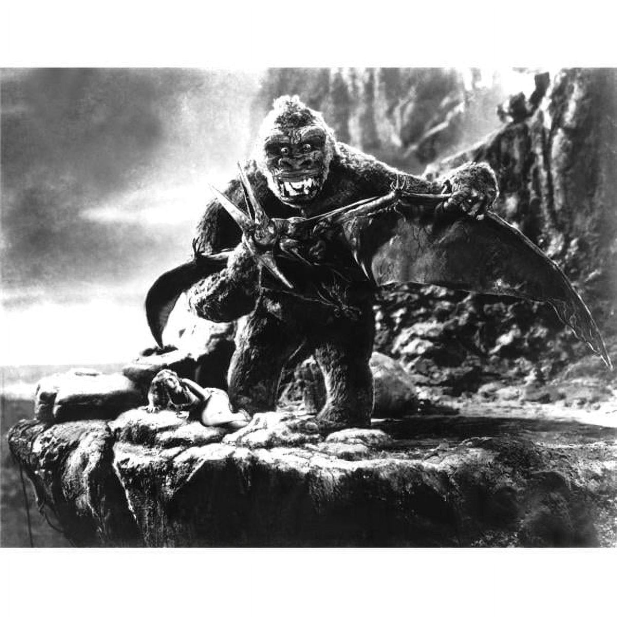 King Kong Photo Print - Iconic Scene from Classic Movie