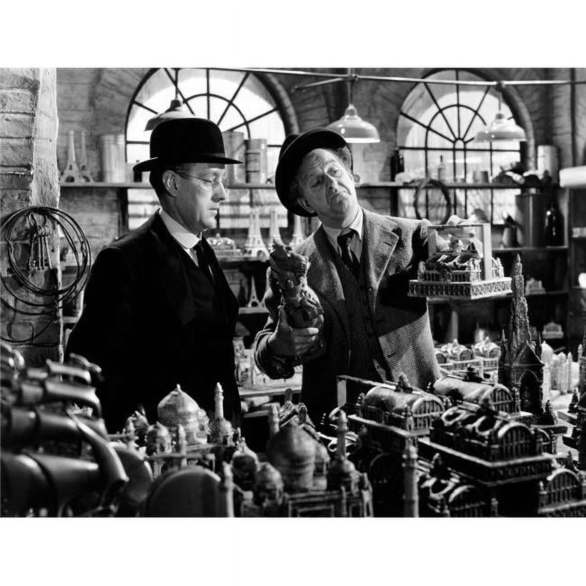 The Lavender Hill Mob photo print featuring Alec Guinness and Stanley Holloway.