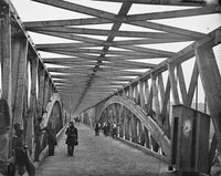Union Soldiers Guarding the Chain Bridge over the Potomac Poster Print