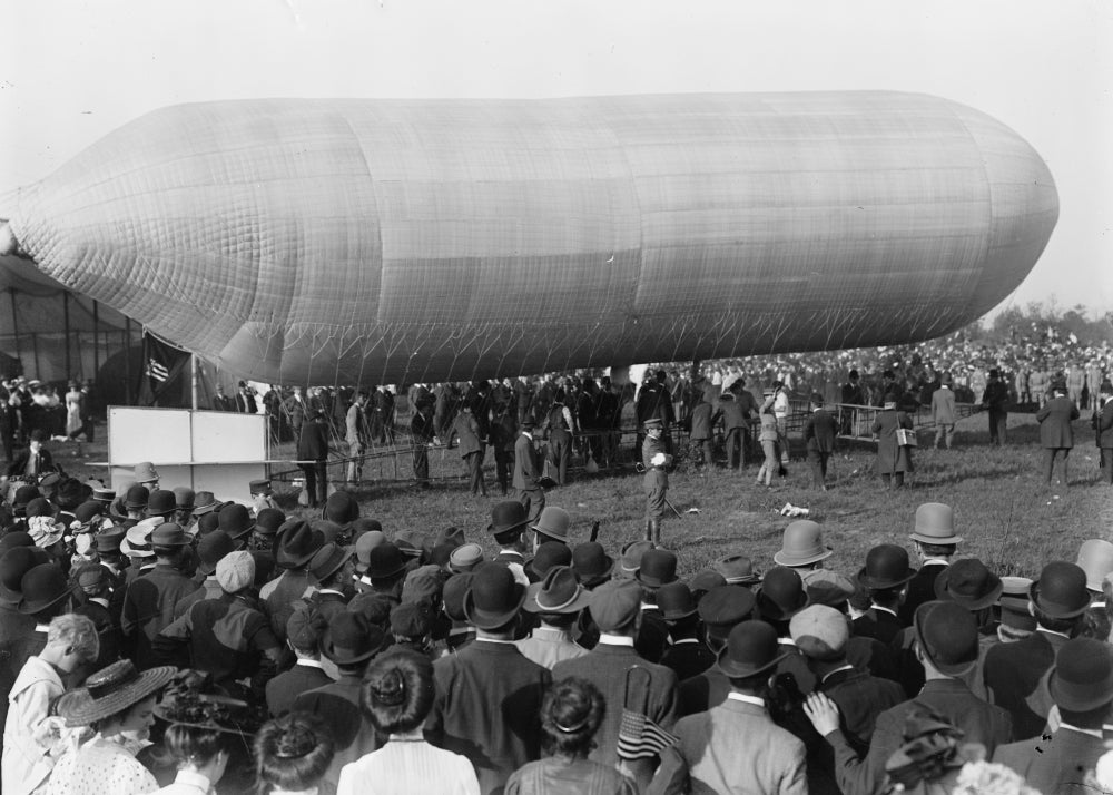 Baldwin's Dirigible Poster Print showcasing vintage aviation art.